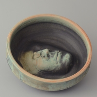 Stoneware bowl with face / glazed stoneware / 2020