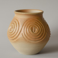 Stoneware pot with spiral / 2019